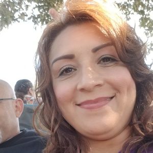 Meet your Posher, Edna